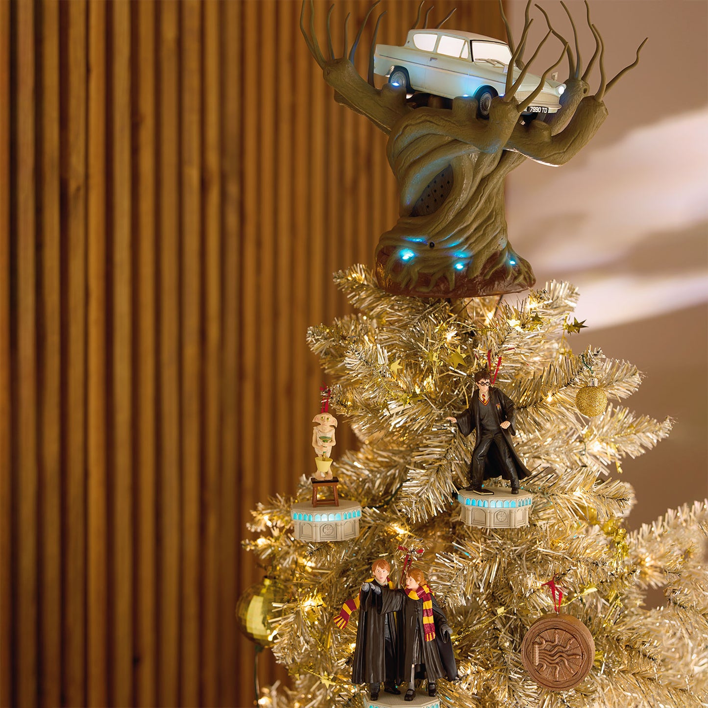 Hallmark Harry Potter and the Chamber of Secrets™ Collection Flying Ford Anglia in the Whomping Willow™ Tree Topper With Light and Sound - BCGiftMall