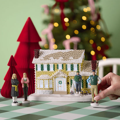 Hallmark Keepsake National Lampoon's Christmas Vacation Griswold Family Christmas Tabletop Decoration With Light and Sound