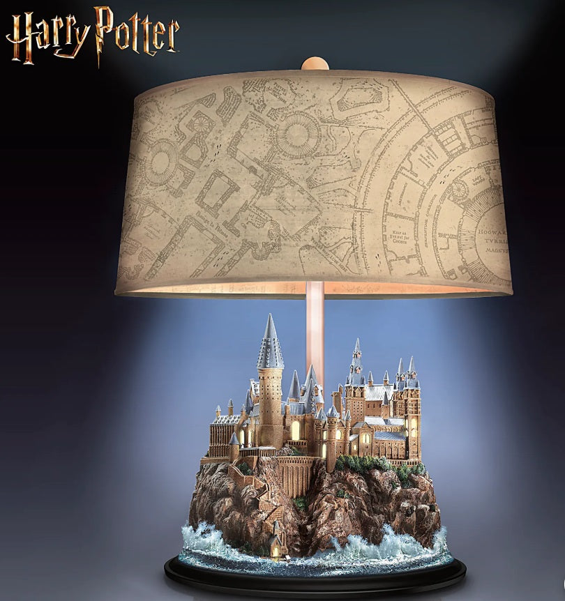 HARRY POTTER Table Lamp With Illuminated HOGWARTS Castle by Bradford Exchange