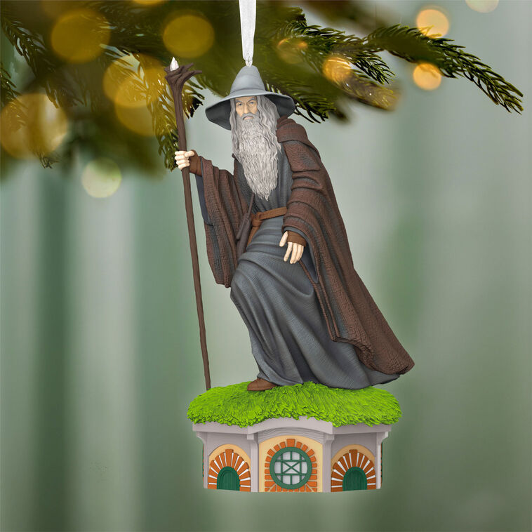 2026 Hallmark Christmas Ornament Lord of the Rings: The Fellowship of the Ring Collection Gandalf the Grey Ornament With Light and Sound