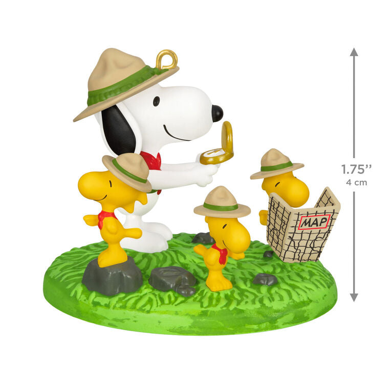 Hallmark 2026 Christmas Ornament The Peanuts Gang Orienteering