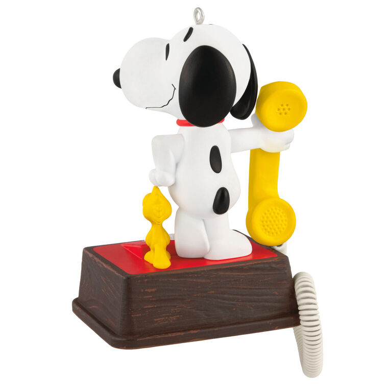 Hallmark Keepsake Christmas Ornament 2025, Peanuts Hello, Snoopy! with Sound, Gifts for Peanuts Fans - BCGiftMall